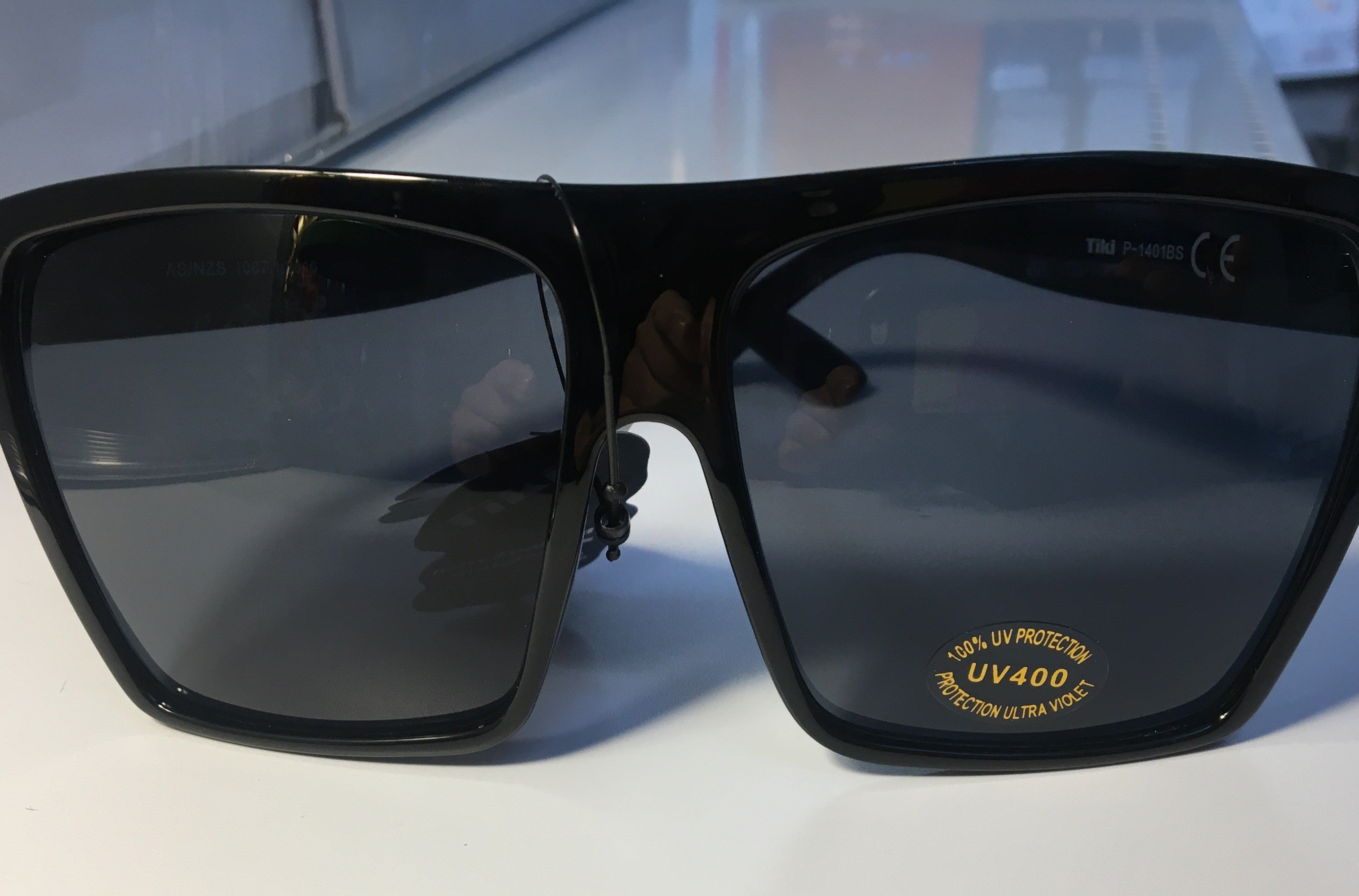 Sunglasses - Oversized