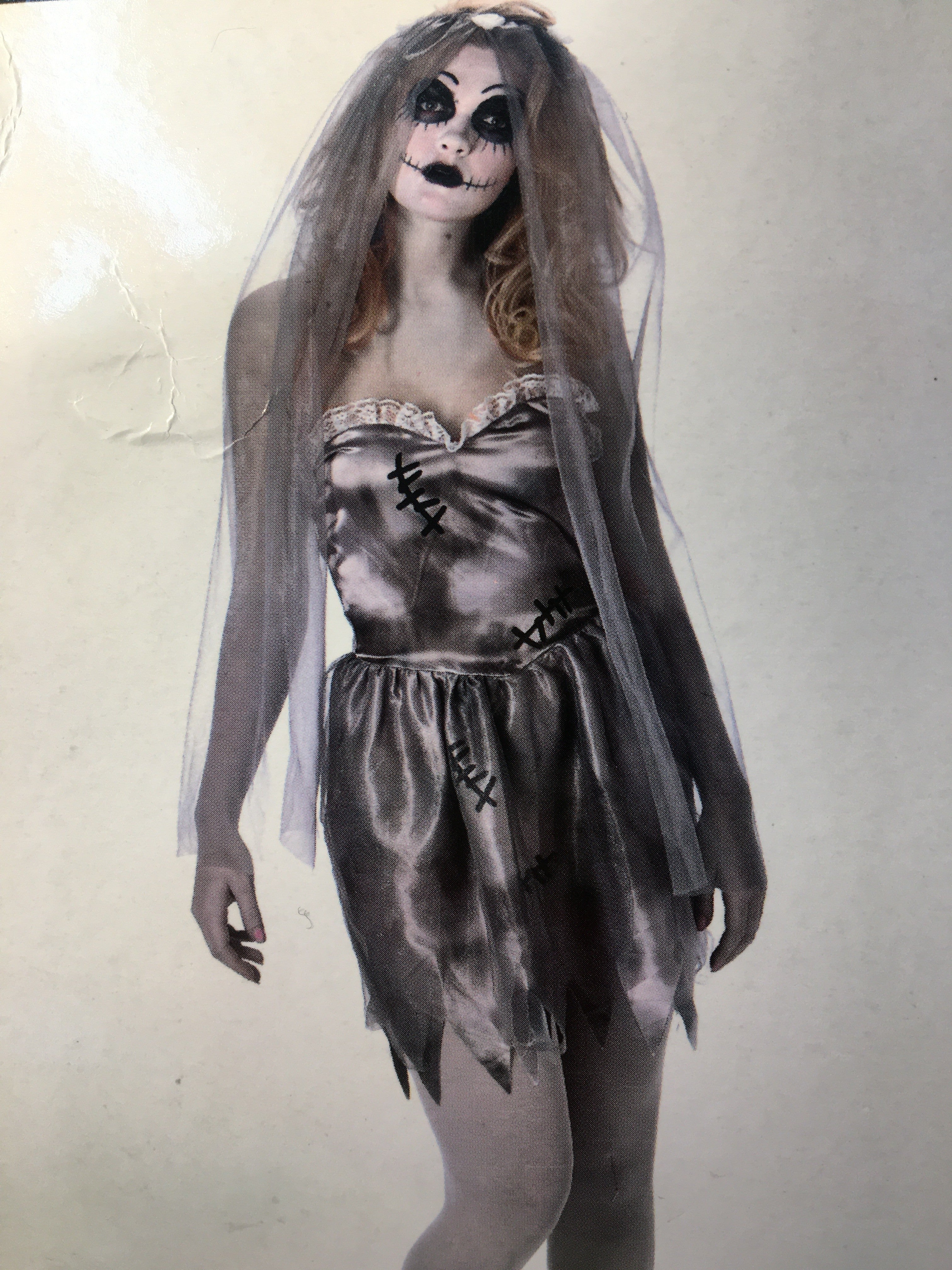 Ghostly Bride Halloween Costume for Women - Corpse Bride Dress & Veil Set - Gothic Zombie Wedding Gown, Haunted House Monster Cosplay Outfit, Creepy Living Dead Doll