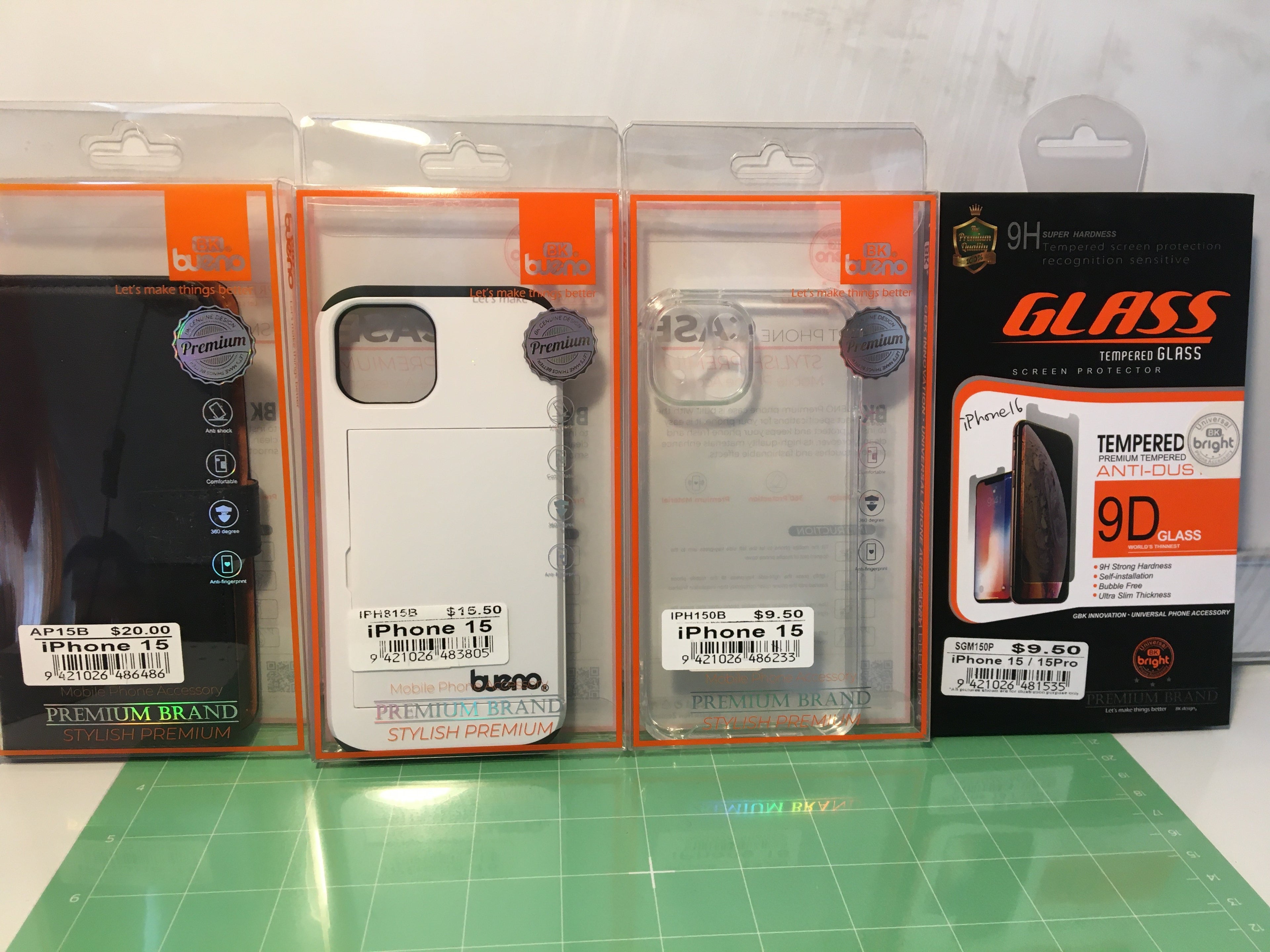 iPhone 15 Phone Case and Tempered Glass Screen Protector Combo Pack-DC20%