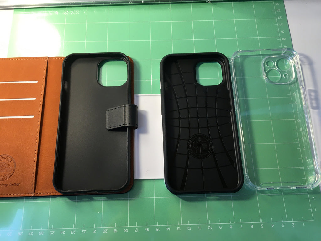 iPhone 15 Phone Case and Tempered Glass Screen Protector Combo Pack-DC20%